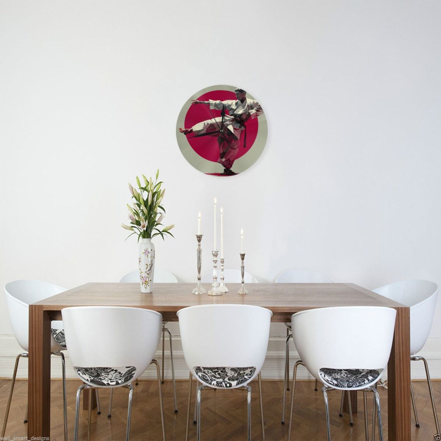 Artistic Round Wall Clock with Karate Figure, Creative Decorative Silent Clock for Living Room & Bedroom (Diameter 25cm)