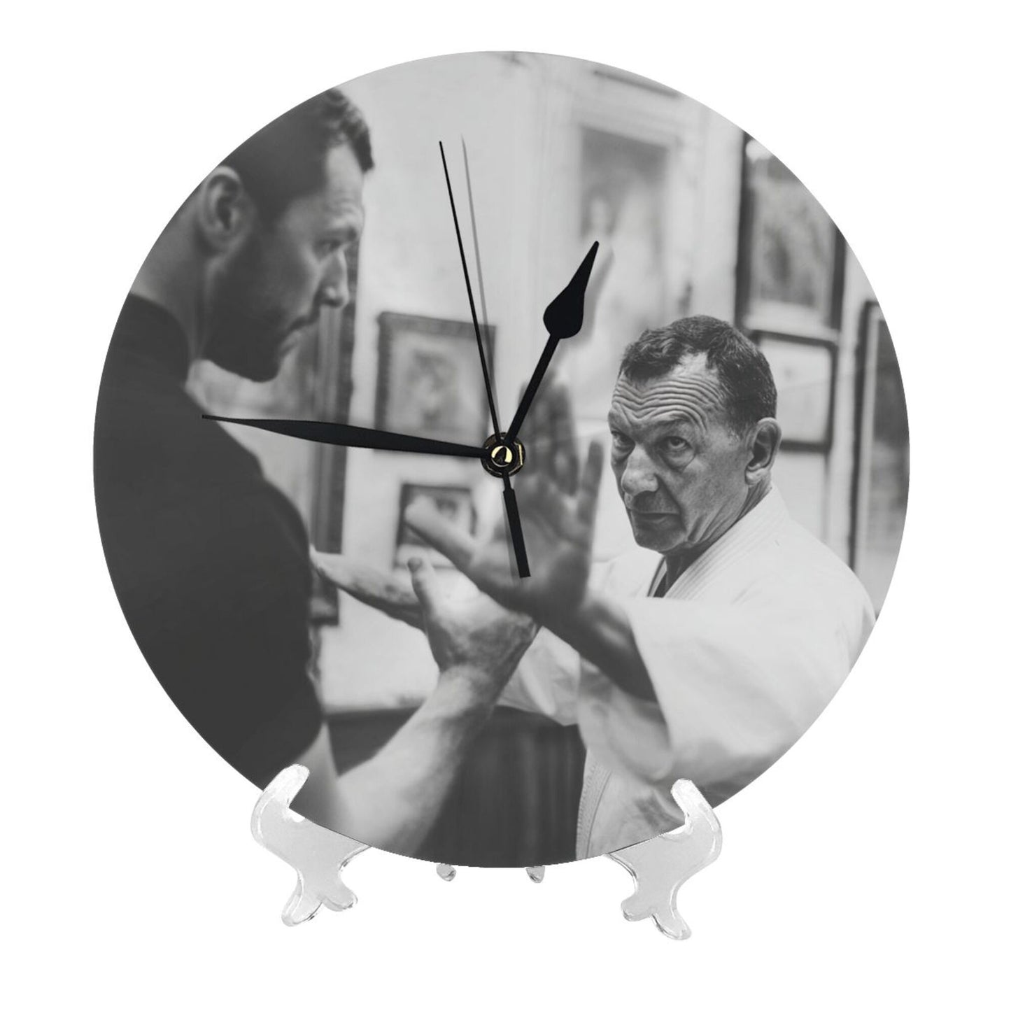 Round Wall Clock with Martial Arts Sparring Scene, Silent Decorative Clock for Living Room & Study (Diameter 25cm)