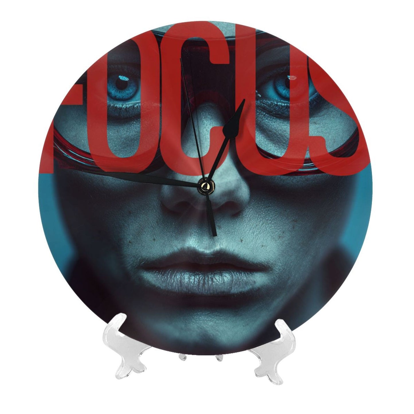 Round Wall Clock with “Focus” Art Portrait Scene, Creative Decorative Silent Clock for Living Room & Study (Diameter 25cm)
