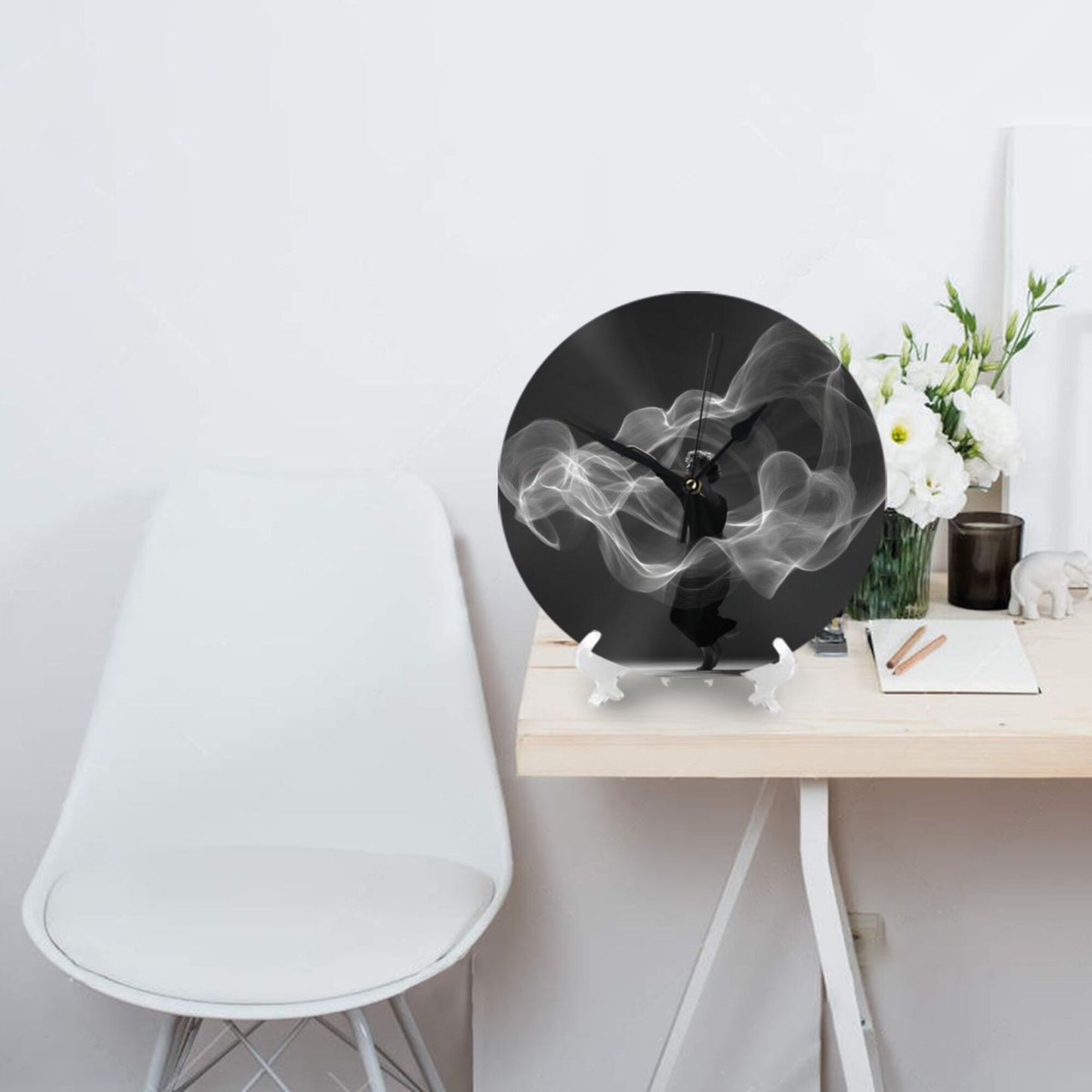 Round Wall Clock with Artistic Abstract Dancer Scene, Creative Silent Decorative Clock for Living Room & Study (Diameter 25cm)