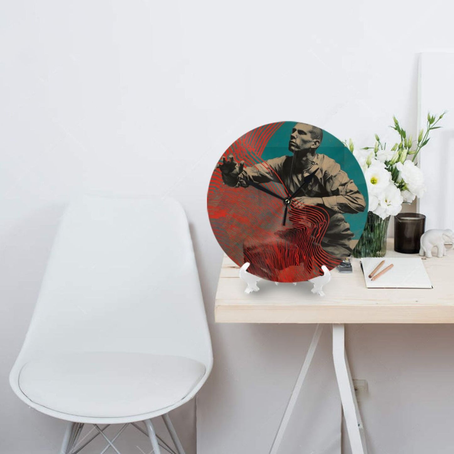 Round Wall Clock with Art Collage Portrait Scene, Creative Silent Decorative Clock for Living Room & Study (Diameter 25cm)